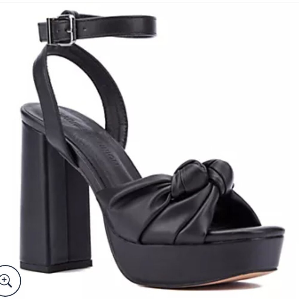 New in Box - Gabrielle Union 'Mai' Platform Heel